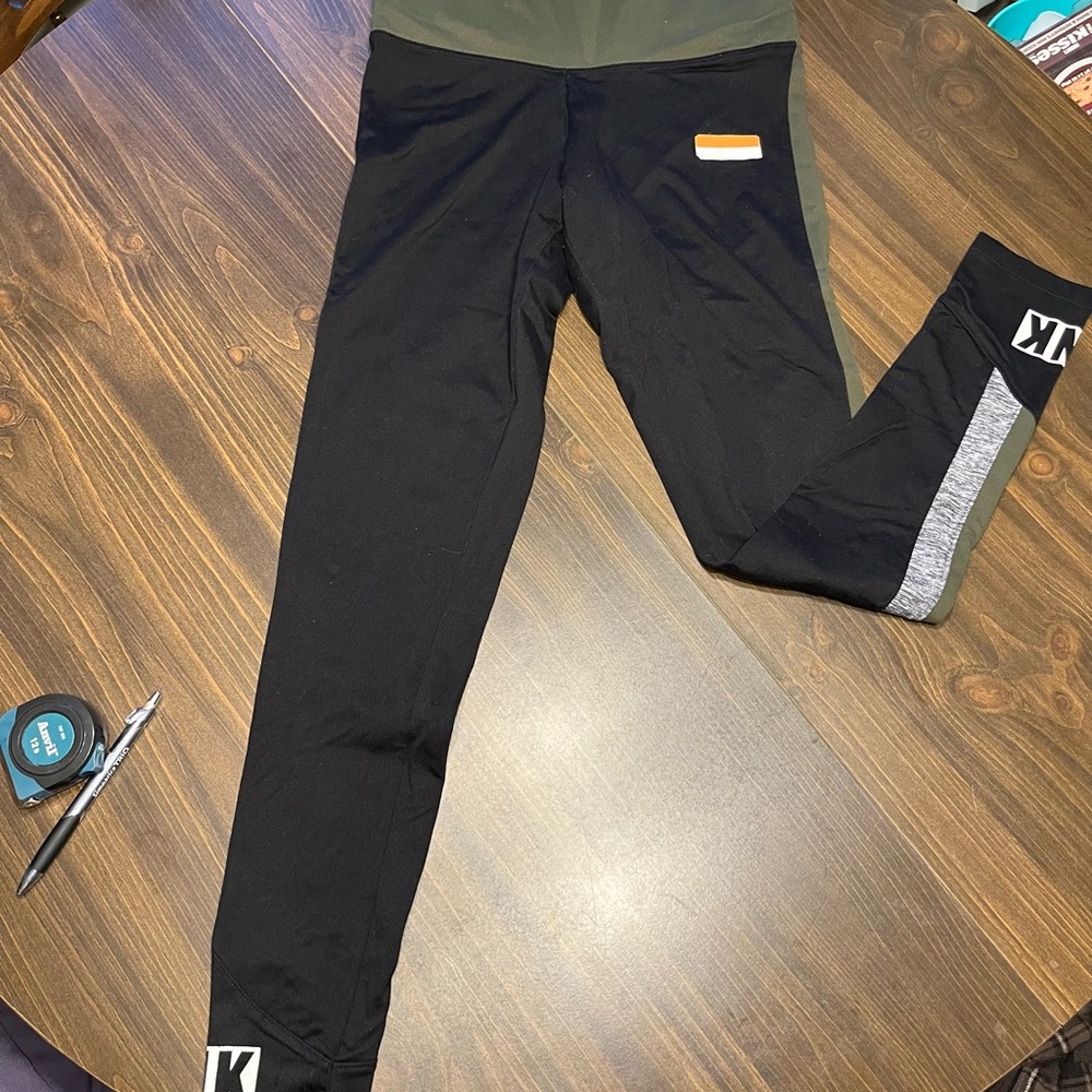 Pink yoga pants! Leggings